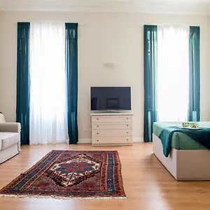 https://sweet-dream-cavour.it-romehotels.com
